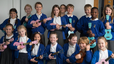 Children with ukuleles